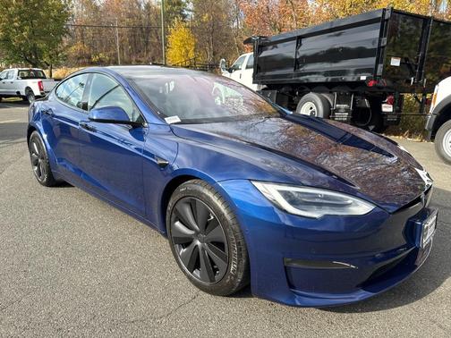 2022 Tesla Model S Base