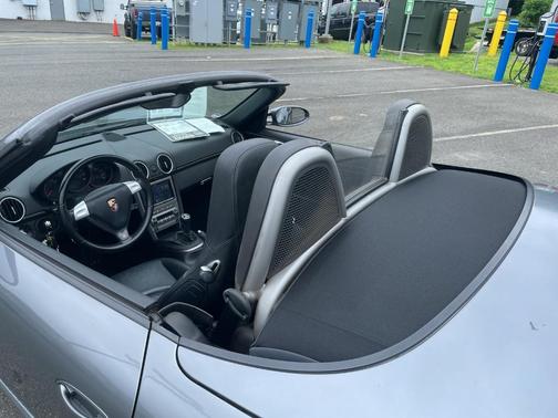 2006 Porsche Boxster Base (M5)