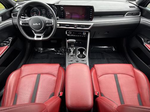2024 Kia K5 GT-Line