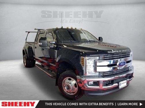 Photo 1 of 25 of 2019 Ford F-350 Lariat Super Duty