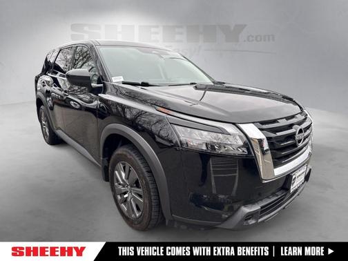 2024 Nissan Pathfinder S