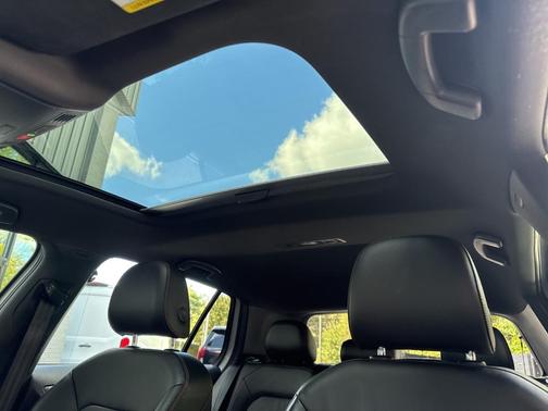 2020 Volkswagen Golf GTI 2.0T SE