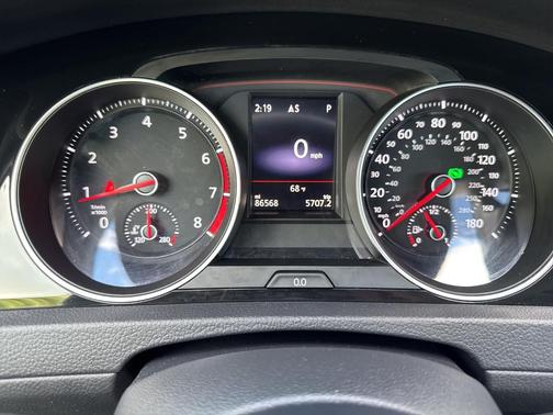 2020 Volkswagen Golf GTI 2.0T SE