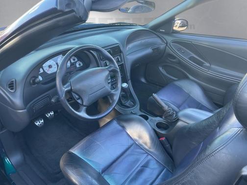 2004 Ford Mustang SVT Cobra