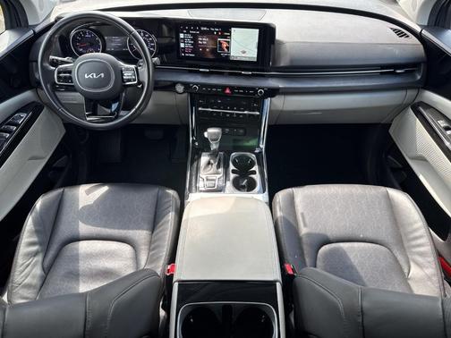 2024 Kia Carnival EX