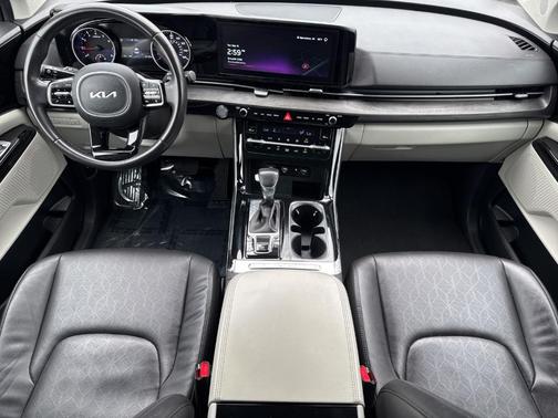 2024 Kia Carnival EX
