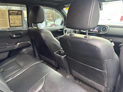 2019 Toyota Tacoma TRD Sport