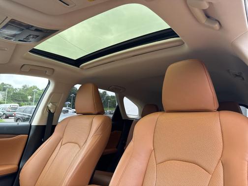 2022 Lexus RX 350L Base