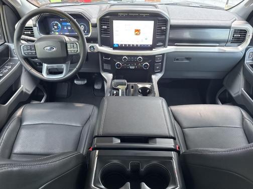 2023 Ford F-150 Lightning XLT