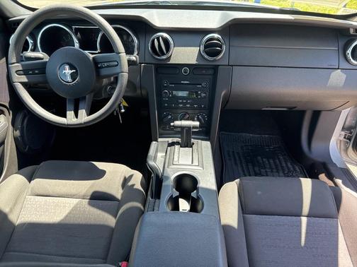2005 Ford Mustang