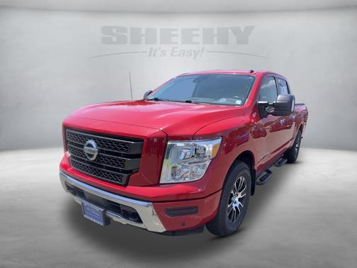 2021 Nissan Titan SV