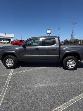2023 Toyota Tacoma SR5