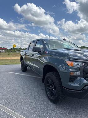 2025 Chevrolet Silverado 1500 Custom Trail Boss