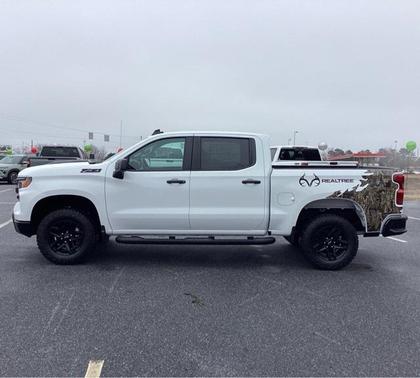 2025 Chevrolet Silverado 1500 Custom Trail Boss