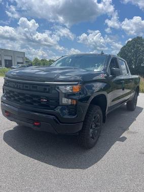 2025 Chevrolet Silverado 1500 Custom Trail Boss