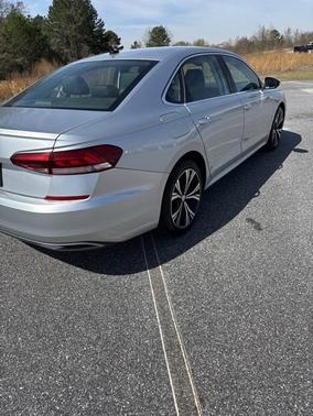 2021 Volkswagen Passat 2.0T SE