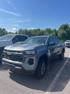 2025 Chevrolet Colorado LT