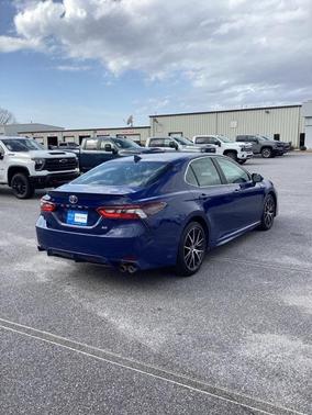 2024 Toyota Camry SE