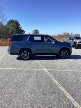 2025 Chevrolet Tahoe LS