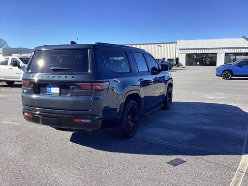 2022 Jeep Wagoneer Series III Carbide 4x4