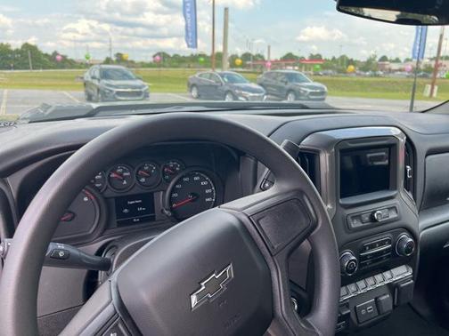 2025 Chevrolet Silverado 2500 Custom