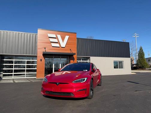 2021 Tesla Model S Plaid