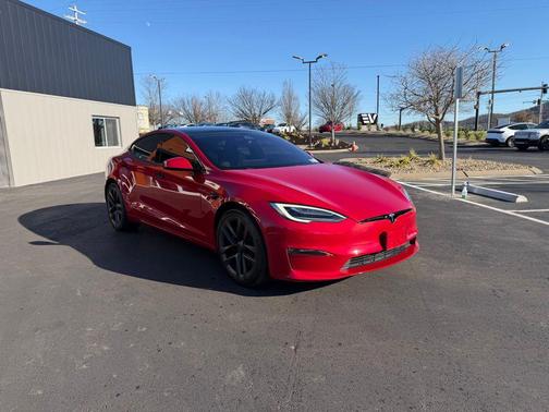 2021 Tesla Model S Plaid