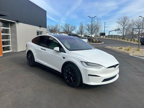 2022 Tesla Model X Plaid Tri Motor All-Wheel Drive