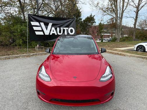 2022 Tesla Model Y Long Range Dual Motor All-Wheel Drive