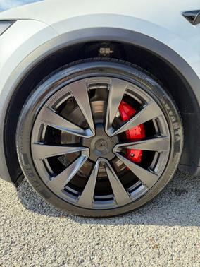 2023 Tesla Model X Plaid Tri Motor All-Wheel Drive