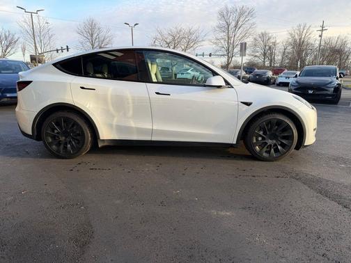 2021 Tesla Model Y Long Range Dual Motor All-Wheel Drive