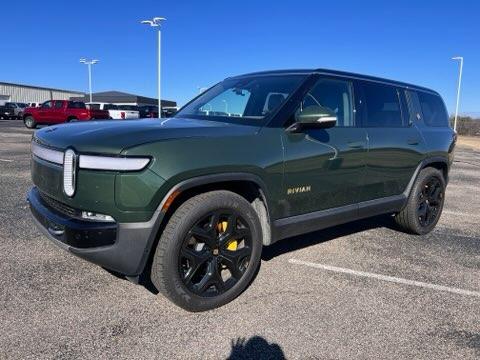 2023 Rivian R1S Adventure