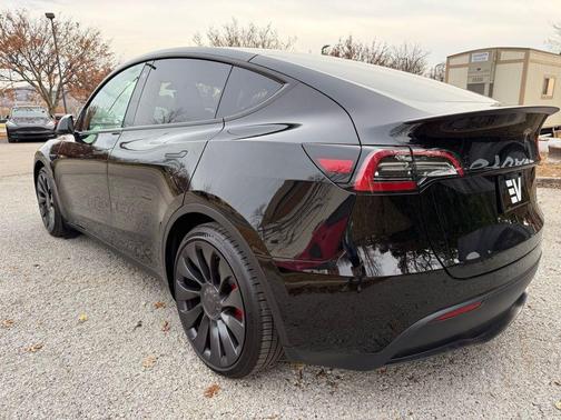 2023 Tesla Model Y Performance Dual Motor All-Wheel Drive