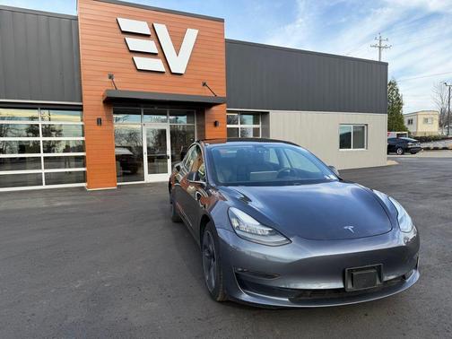 2020 Tesla Model 3 Long Range