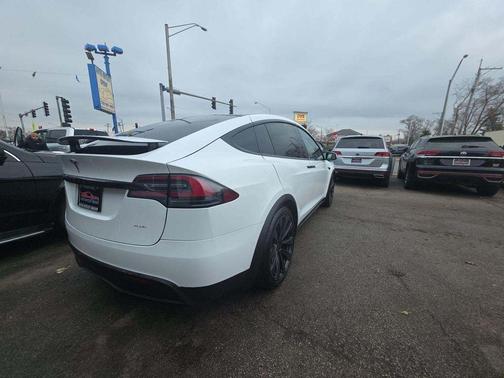 2022 Tesla Model X Plaid Tri Motor All-Wheel Drive