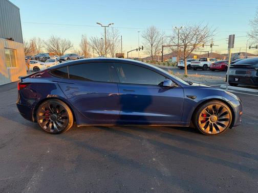 2022 Tesla Model 3 Performance