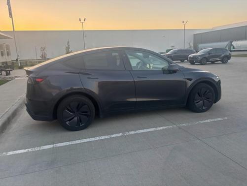 2026 Tesla Model Y Long Range
