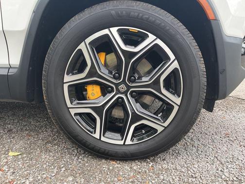 2022 Rivian R1T Launch Edition