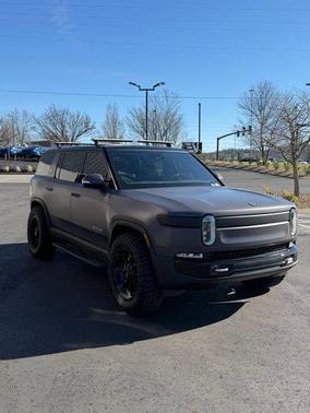 2022 Rivian R1S Launch Edition