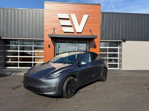 2021 Tesla Model Y Long Range Dual Motor All-Wheel Drive