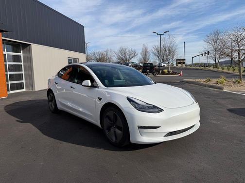2019 Tesla Model 3 Standard Range Plus