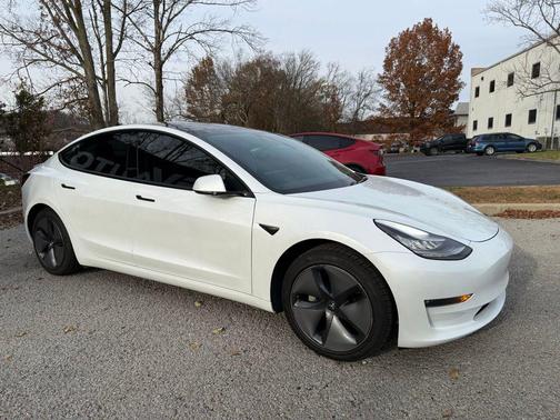 2019 Tesla Model 3 Standard Range Plus