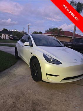 2023 Tesla Model Y Long Range Dual Motor All-Wheel Drive