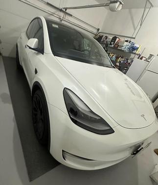 2023 Tesla Model Y Performance Dual Motor All-Wheel Drive