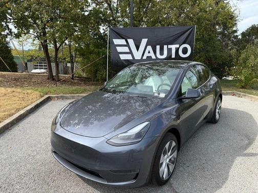 2023 Tesla Model Y Long Range Dual Motor All-Wheel Drive