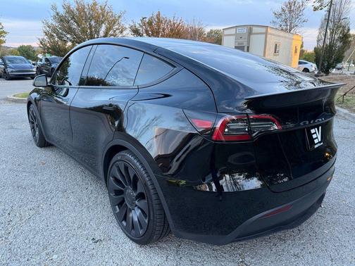 2022 Tesla Model Y Performance Dual Motor All-Wheel Drive