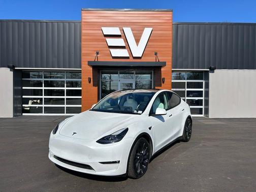 2023 Tesla Model Y Performance Dual Motor All-Wheel Drive