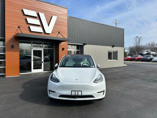 2021 Tesla Model Y Long Range Dual Motor All-Wheel Drive