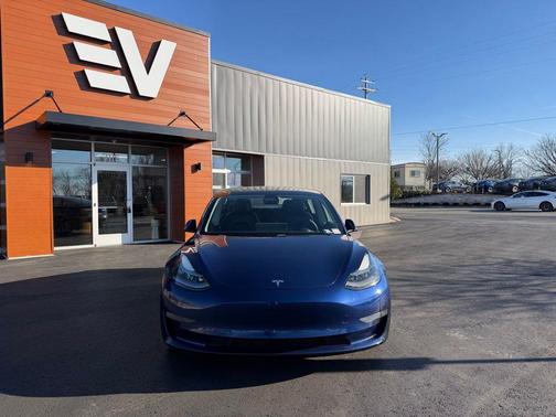 2021 Tesla Model 3 Long Range