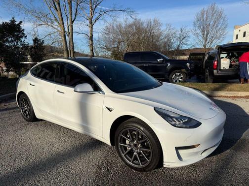 2019 Tesla Model 3 Standard Range Plus